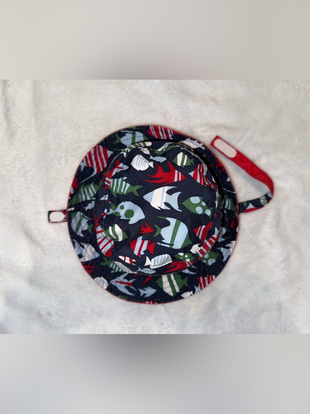 GAP Kids Navy Bucket Hat with Red, Green, White Fish Print